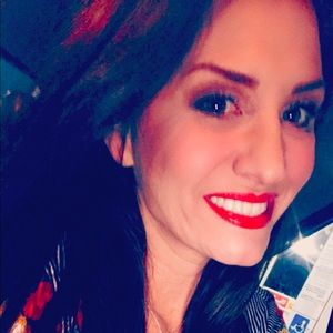 Meet your Posher, Toni